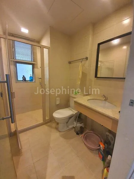 3 Bed Condo for Rent in The Lakeshore - Image 5