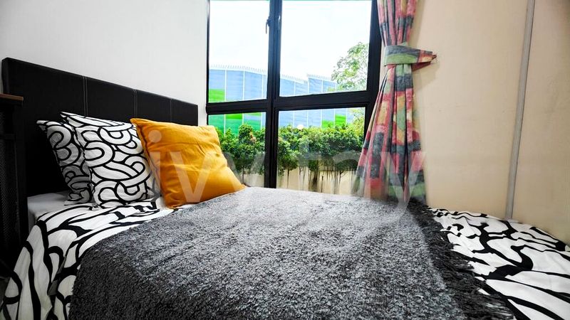 Common Room (Condo) for Rent in  The Sterling - Image 4