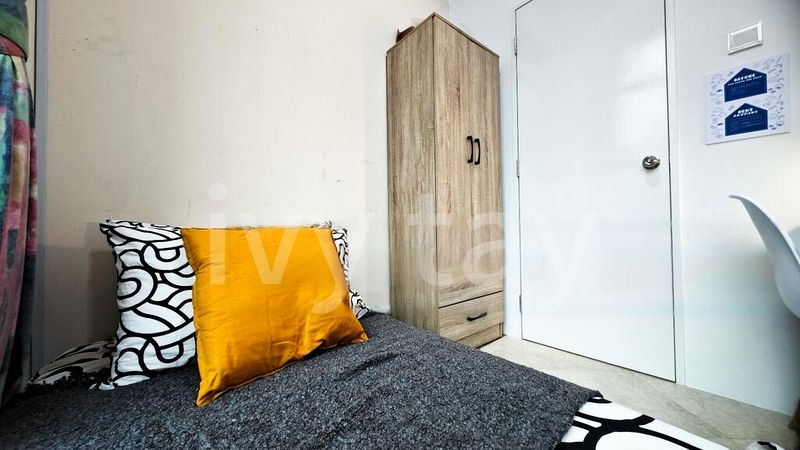 Common Room (Condo) for Rent in  The Sterling - Image 1