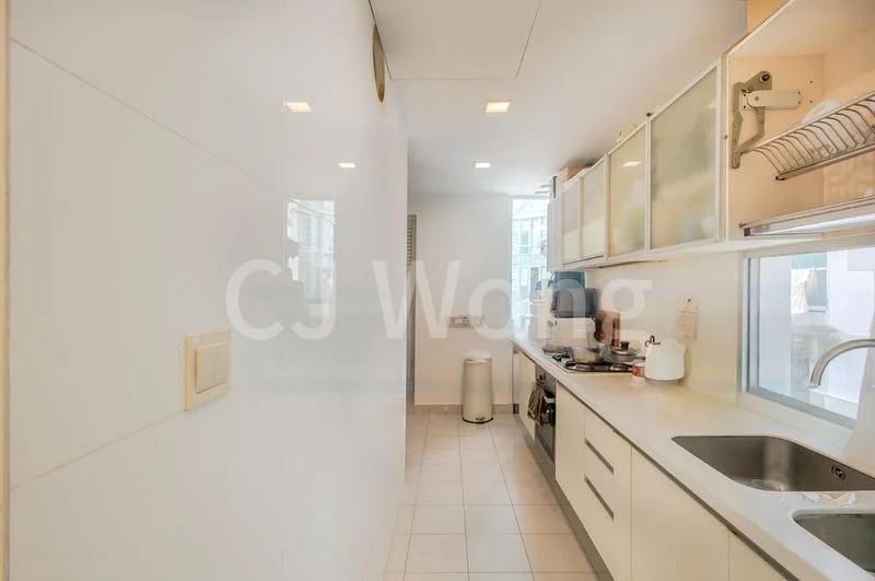 3 Bed Condo for Rent in One Amber - Image 3