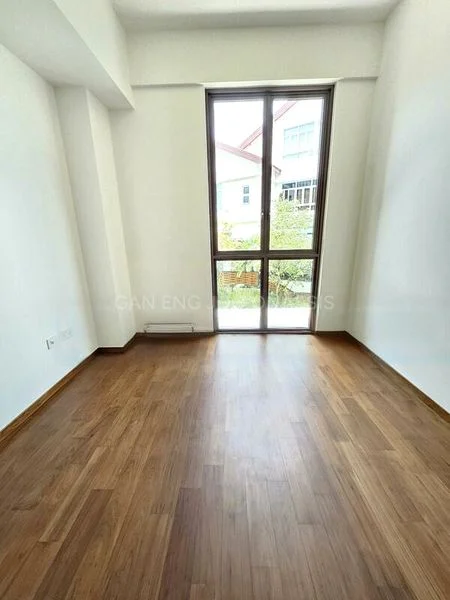 1 Bed Condo for Sale in  Holland Grove Road - Image 1