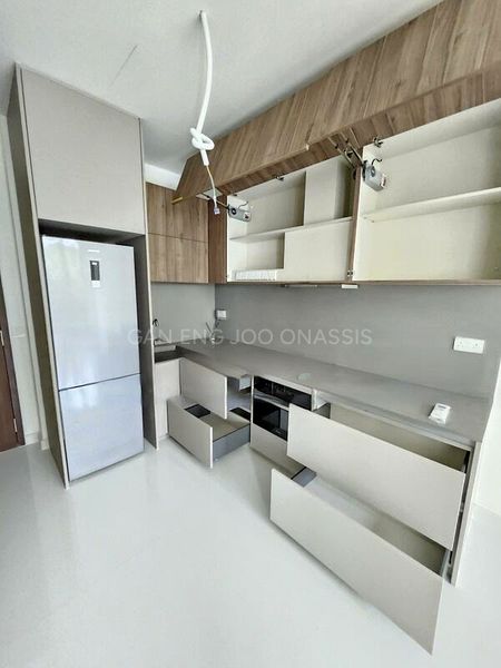 1 Bed Condo for Sale in  Holland Grove Road - Image 7