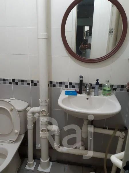 3 Room (3NG) HDB for Rent in  877 Tampines Street 84 - Image 5