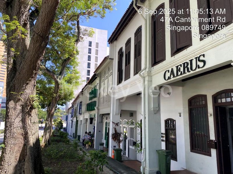 Office for Rent: 089742 Property, 2 Shops, Complex on Main Street - Image 3