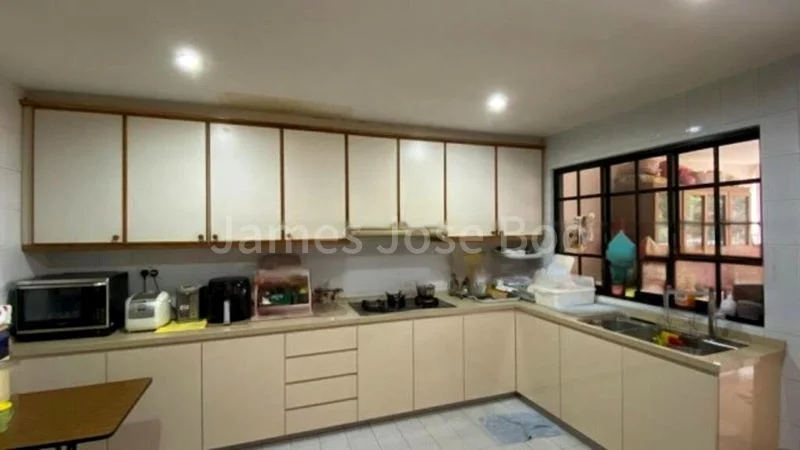 Common Room (Landed) for Rent in Yunnan Gardens - Image 4