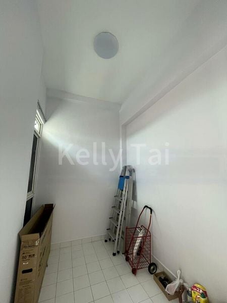 3 Bed Condo for Rent in  Estella Gardens - Image 9