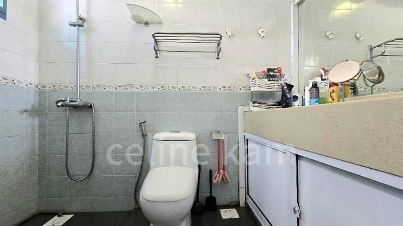Executive HDB for Sale in 192 Punggol Central - Image 10