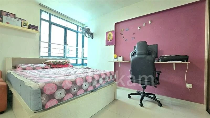 Executive HDB for Sale in 192 Punggol Central - Image 4