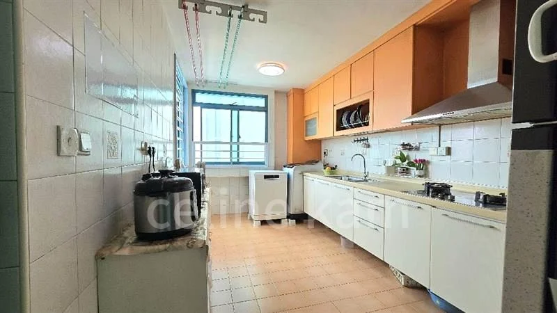 Executive HDB for Sale in 192 Punggol Central - Image 8
