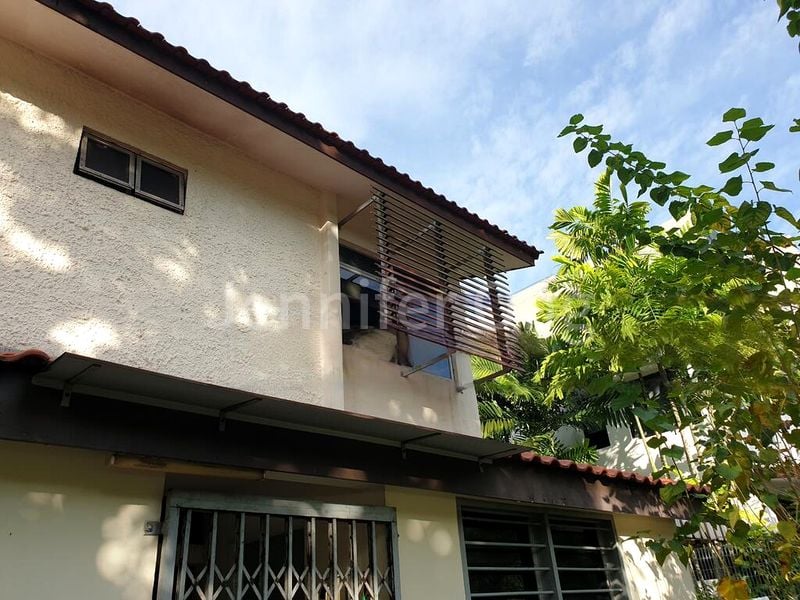 5 Bed Semi-Detached House (Landed) for Sale in Golden Rise Estate - Image 2