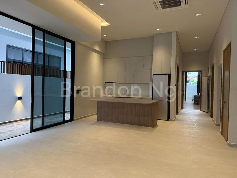 5 Bed Semi-Detached House (Landed) for Sale in East Coast Hill - Image 2