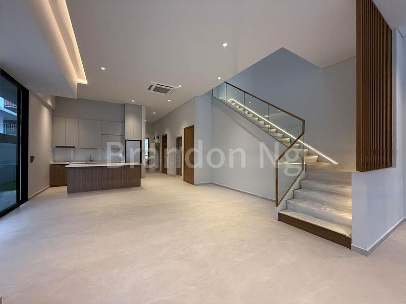 5 Bed Semi-Detached House (Landed) for Sale in East Coast Hill - Image 12