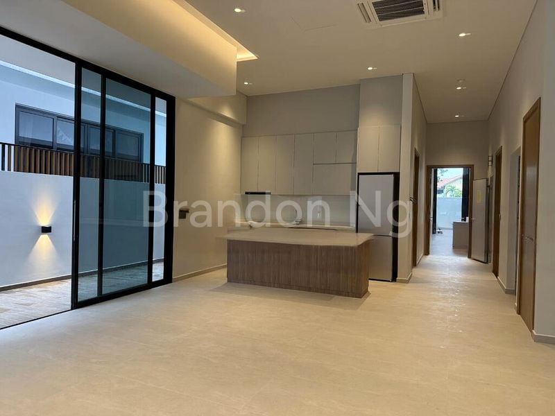 5 Bed Semi-Detached House (Landed) for Sale in East Coast Hill - Image 14