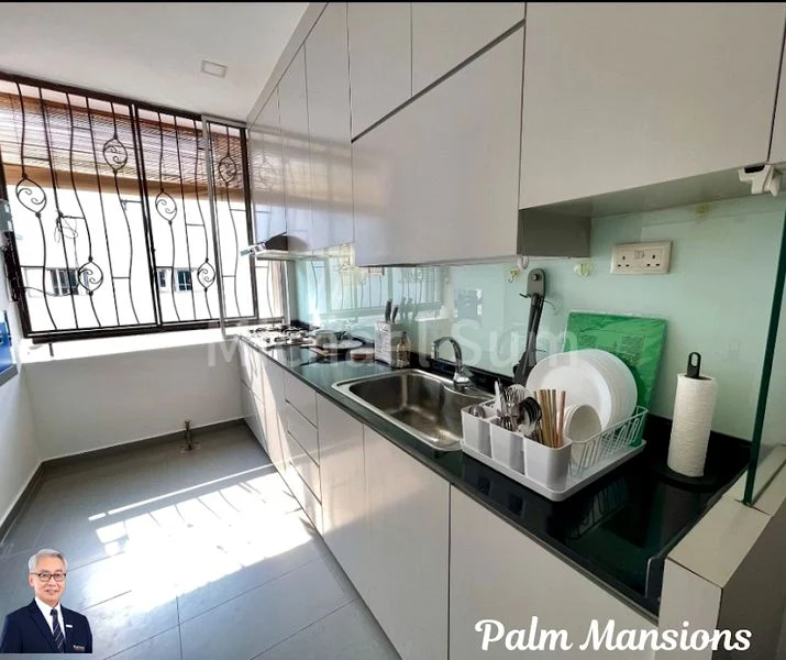 Common Room (Condo) for Rent in  Palm Mansions - Image 5