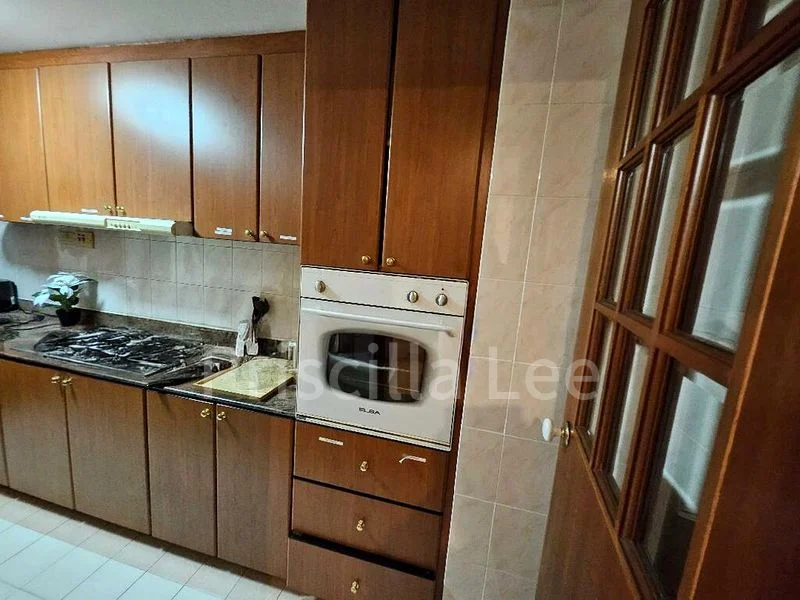 Room (Condo) for Rent in Harbourlights - Image 1