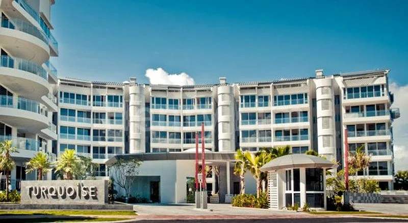 5 Bed Condo for Sale in Turquoise - Image 1