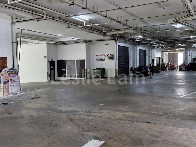 Light Industrial (B1) for Sale in Woodlands Horizon - Image 4