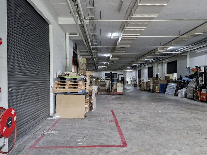 Light Industrial (B1) for Sale in Woodlands Horizon - Image 2