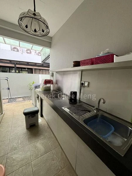 5 Bed Terraced House (Landed) for Sale in  Seletar Hills Estate - Image 5