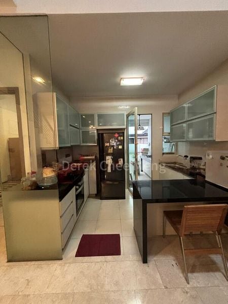 5 Bed Terraced House (Landed) for Sale in  Seletar Hills Estate - Image 2