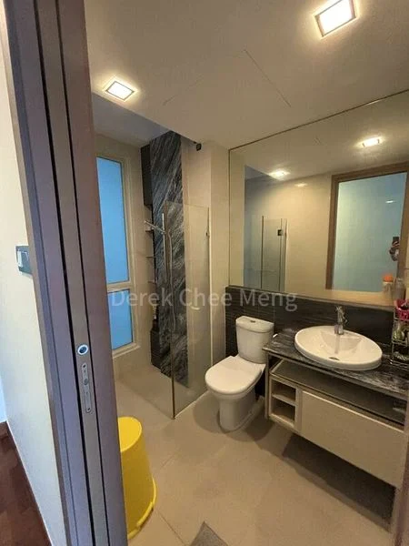 5 Bed Terraced House (Landed) for Sale in  Seletar Hills Estate - Image 12