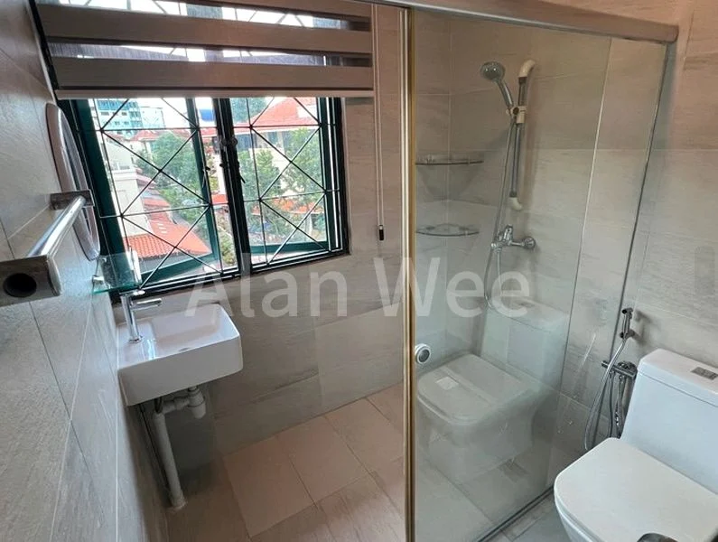 Master Room (Landed) for Rent in Lakeside Grove - Image 7