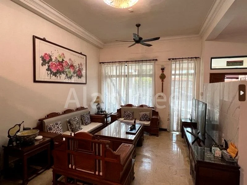 Master Room (Landed) for Rent in Lakeside Grove - Image 5