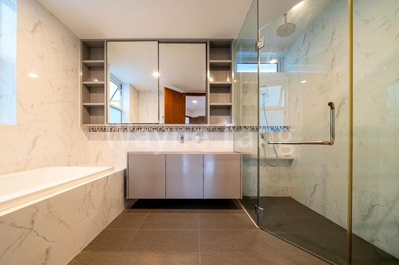 9 Bed Corner Terrace (Landed) for Sale in  Bedok Ria - Image 1