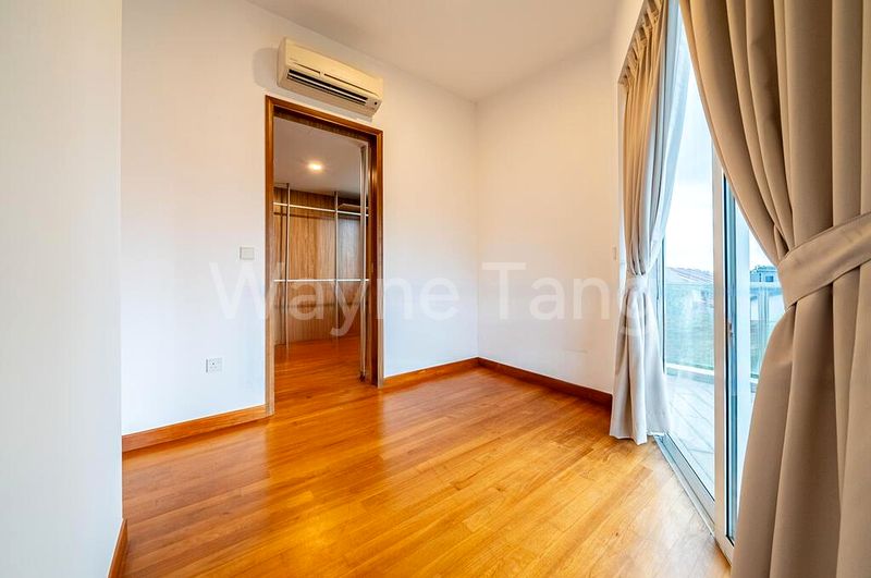 9 Bed Corner Terrace (Landed) for Sale in  Bedok Ria - Image 4