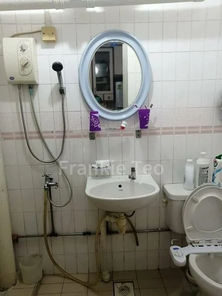 Common Room (HDB) for Rent in  442 Sin Ming Avenue - Image 1