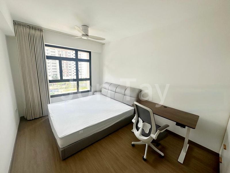 Master Room (HDB) for Rent in  128B Plantation Crescent - Image 1