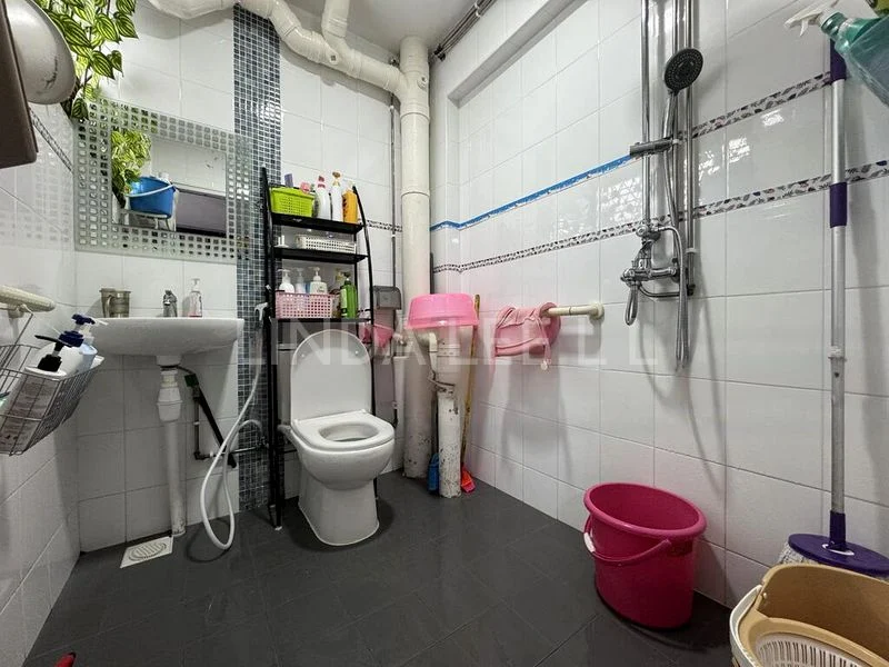 5 Room (5I) HDB for Sale in  625 Yishun Street 61 - Image 9
