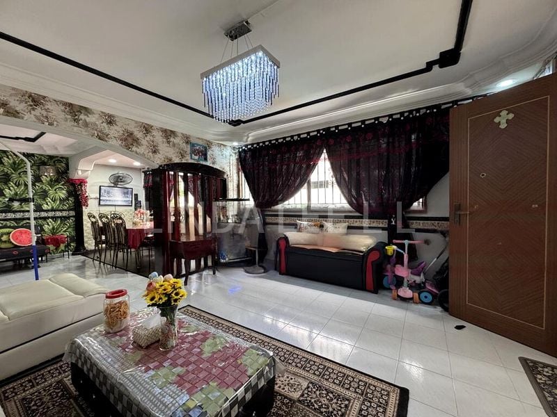 5 Room (5I) HDB for Sale in  625 Yishun Street 61 - Image 2