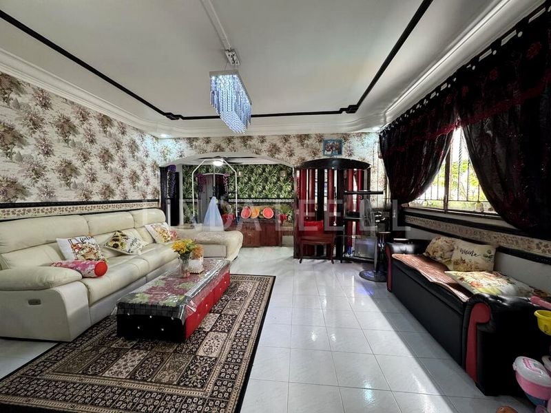5 Room (5I) HDB for Sale in  625 Yishun Street 61 - Image 1