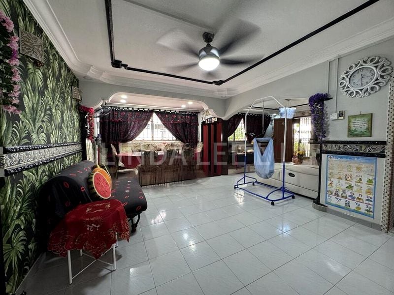 5 Room (5I) HDB for Sale in  625 Yishun Street 61 - Image 3
