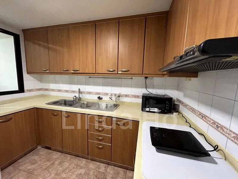 Common Room (Condo) for Rent in  Westmere - Image 4