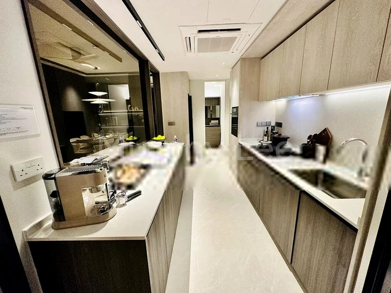 3 Bed Condo for Sale in The Continuum - Image 25