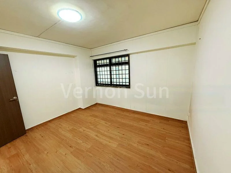 4 Room (4A) HDB for Rent in  898B Woodlands Drive 50 - Image 1