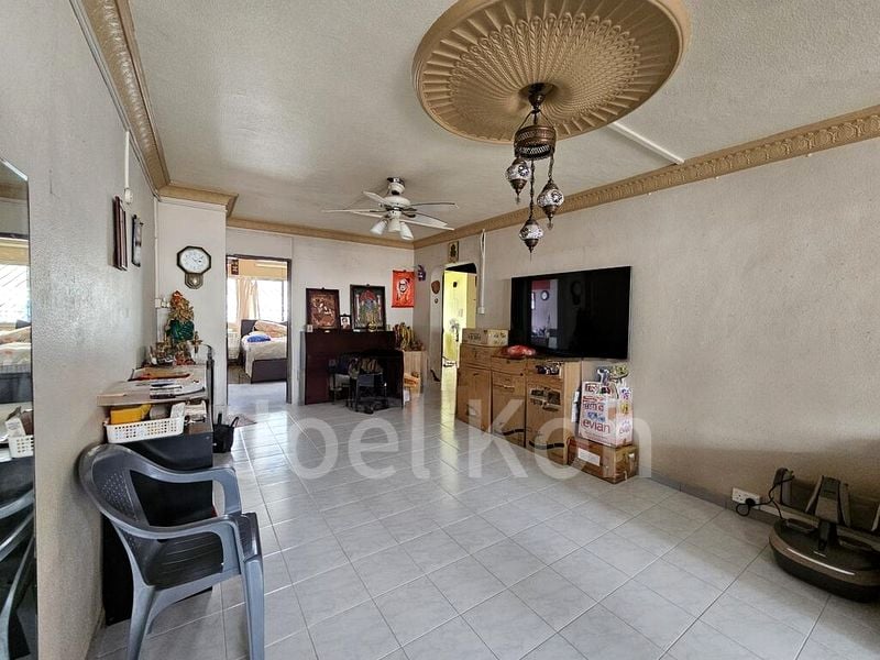 4 Room (4A) HDB for Sale in  121 Mcnair Road - Image 4