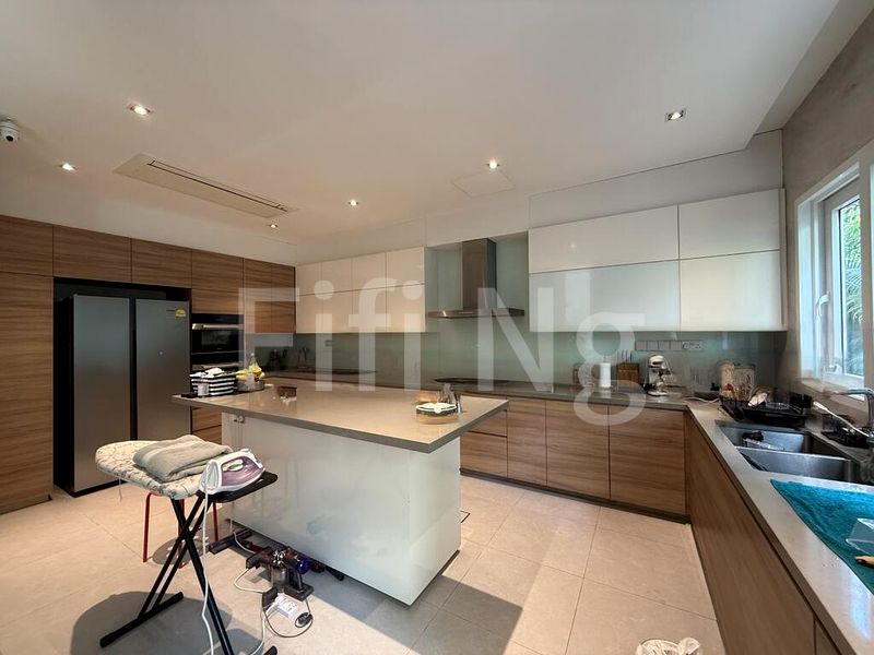 5 Bed Bungalow (Landed) for Sale around  Chatsworth Road - Image 10