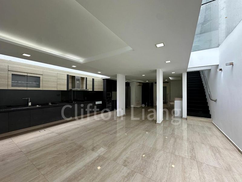 4 Bed Bungalow (Landed) for Sale in ONE-TWO-SIX Cairnhill Arts Centre - Image 4