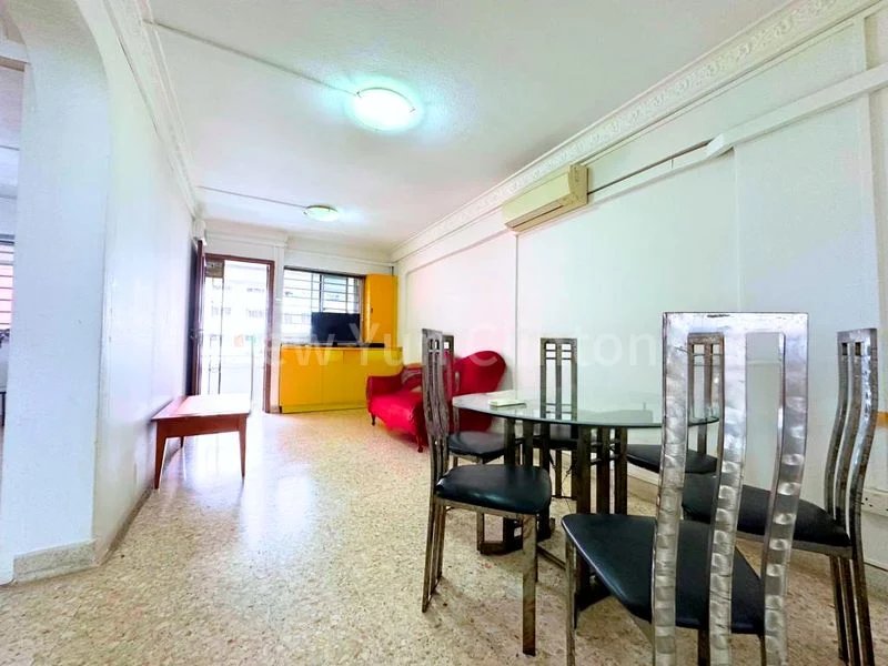 3 Room (3NG) HDB for Rent in  637 Ang Mo Kio Avenue 6 - Image 4