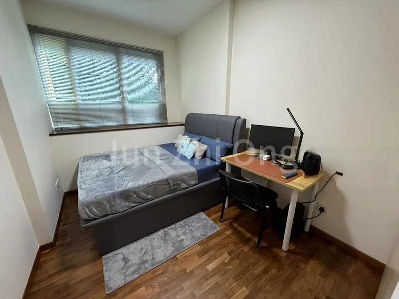 Common Room (Condo) for Rent in  Sunglade - Image 1