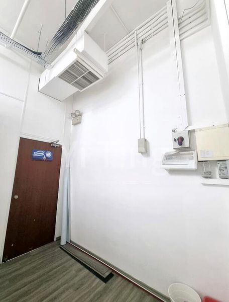 Light Industrial (B1) for Rent: Ubi Techpark - Image 1