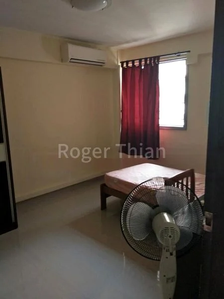 Common Room (HDB) for Rent in  163 Stirling Road - Image 5
