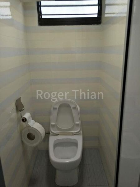 Common Room (HDB) for Rent in  163 Stirling Road - Image 8