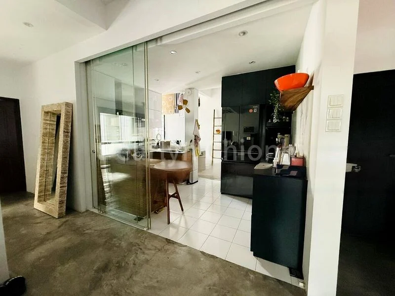 3 Bed Apartment (Condo) for Rent in  Telok Kurau Lodge - Image 3