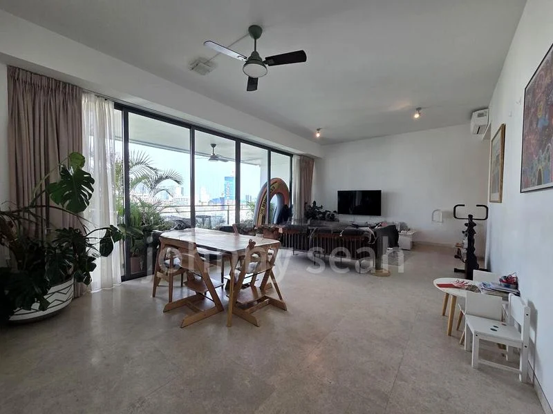 3 Bed Condo for Rent in  Rivergate - Image 4