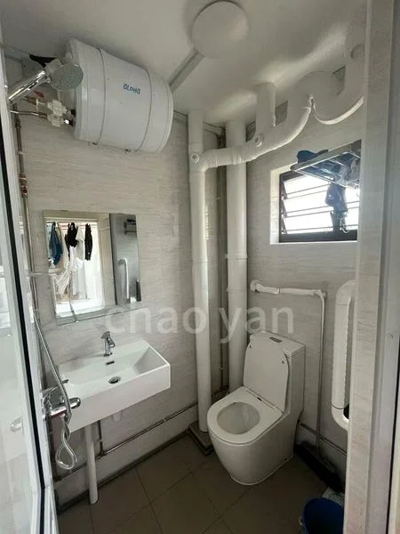 Common Room (HDB) for Rent in  245 Bishan Street 22 - Image 4