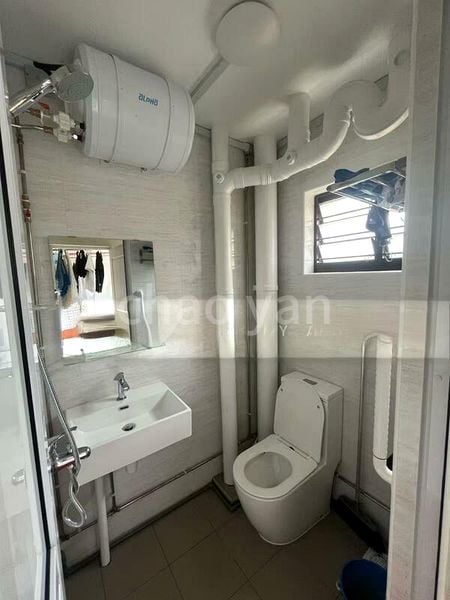 Common Room (HDB) for Rent in  245 Bishan Street 22 - Image 4
